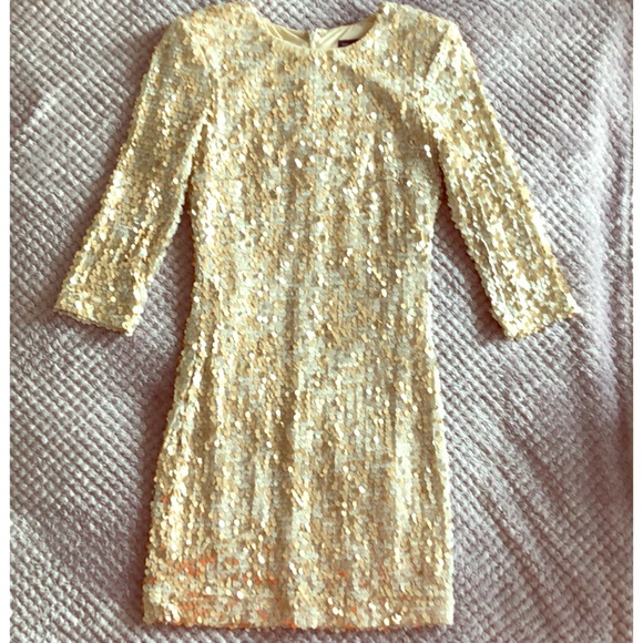 Gold sequin dress - Picture 2 of 3